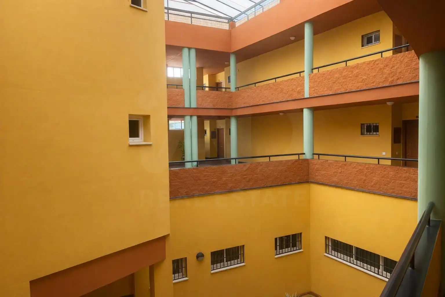 Vista exterior de Pis en venda en Camas amb Aire condicionat