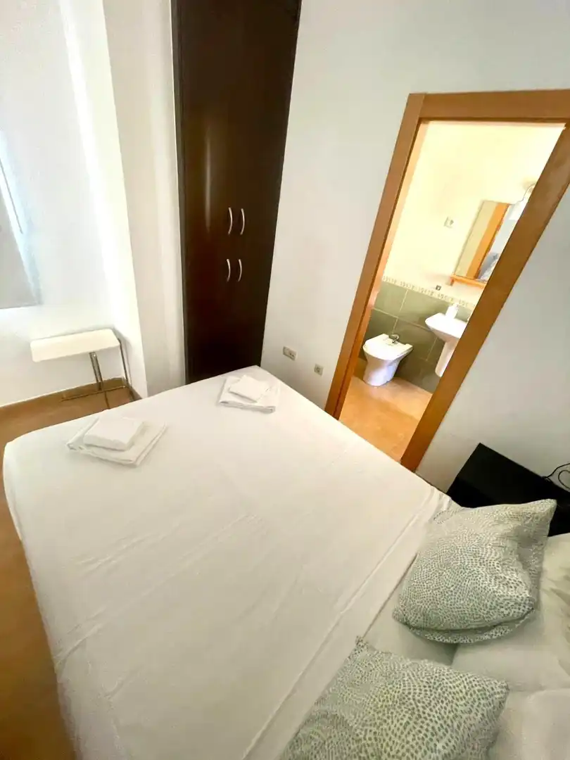 Habitación de Estudio en venta en Málaga con Amueblado