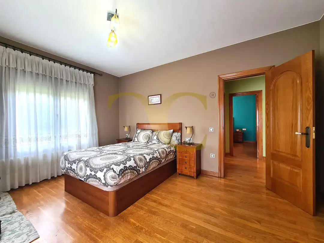 Bedroom of Houses for sale in Gijón   with Heating, Private garden and Terrace