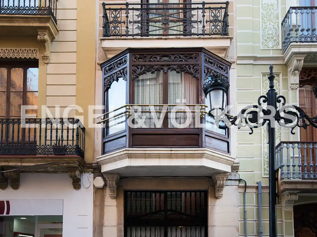 Vista exterior de Casa o xalet en venda en Castellón de la Plana / Castelló de la Plana amb Calefacció i Traster