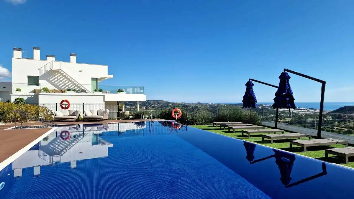 Piscina de Ático en venta en Mijas con Aire acondicionado, Piscina y Amueblado
