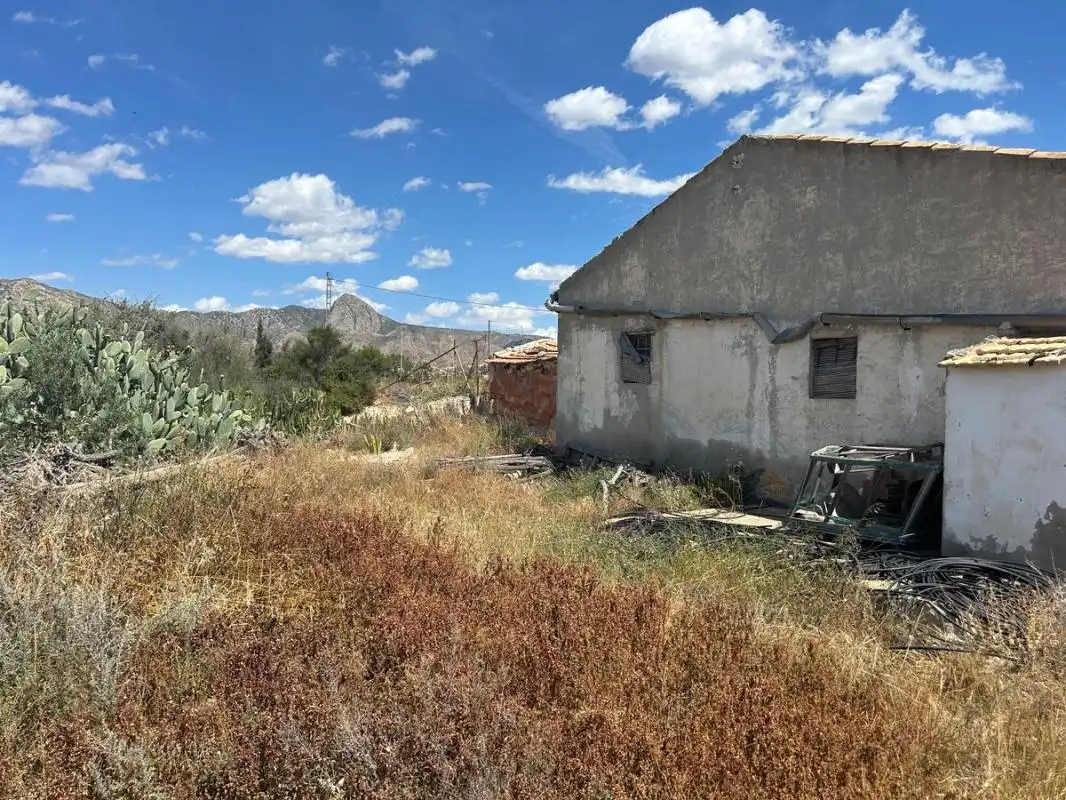 Casa rústica con jardín en venta en Lugar Murada