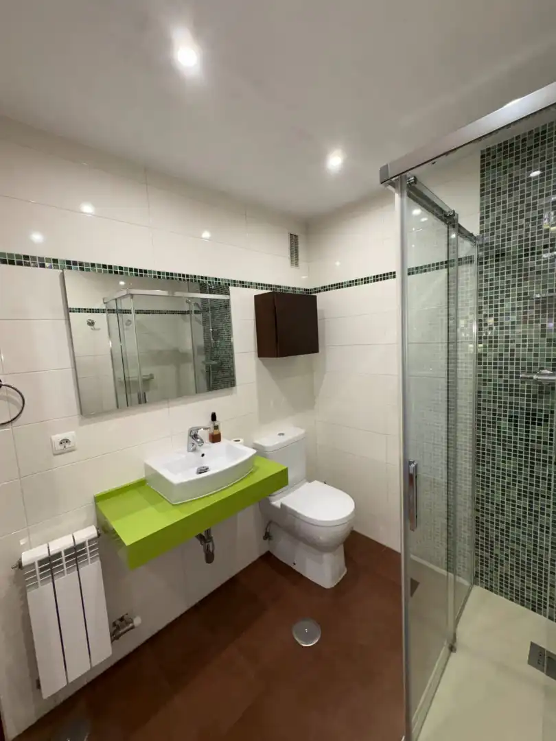 Bathroom of Attic for sale in Valladolid  with Air Conditioner, Heating and Parquet flooring