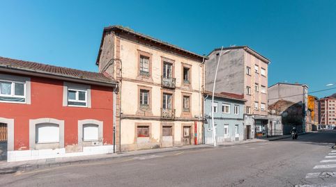 Foto 2 de Edificio en venta en Calle Jaime Alberti, 19, Sama, Langreo