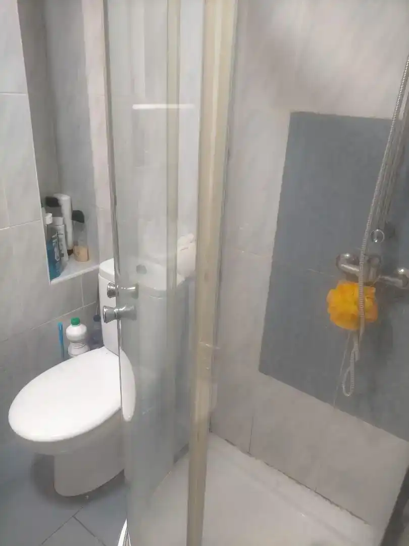 Bany de Pis per a compartir en Centro Ciudad