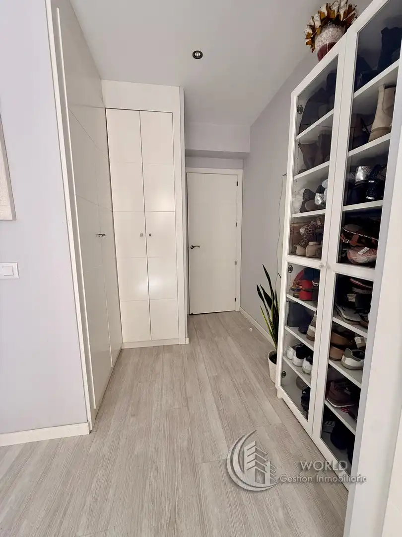 Wohnung zum Verkauf in Madrid mit Klimaanlage, Heizung und Möbliert