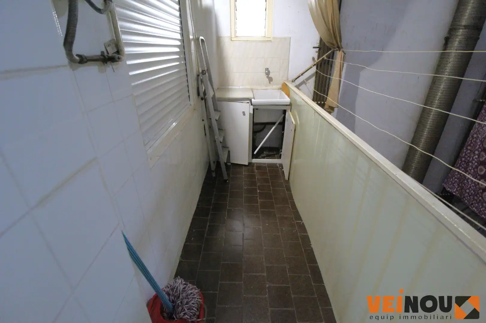 Piso en venta en L'Hospitalet de Llobregat con Balcón