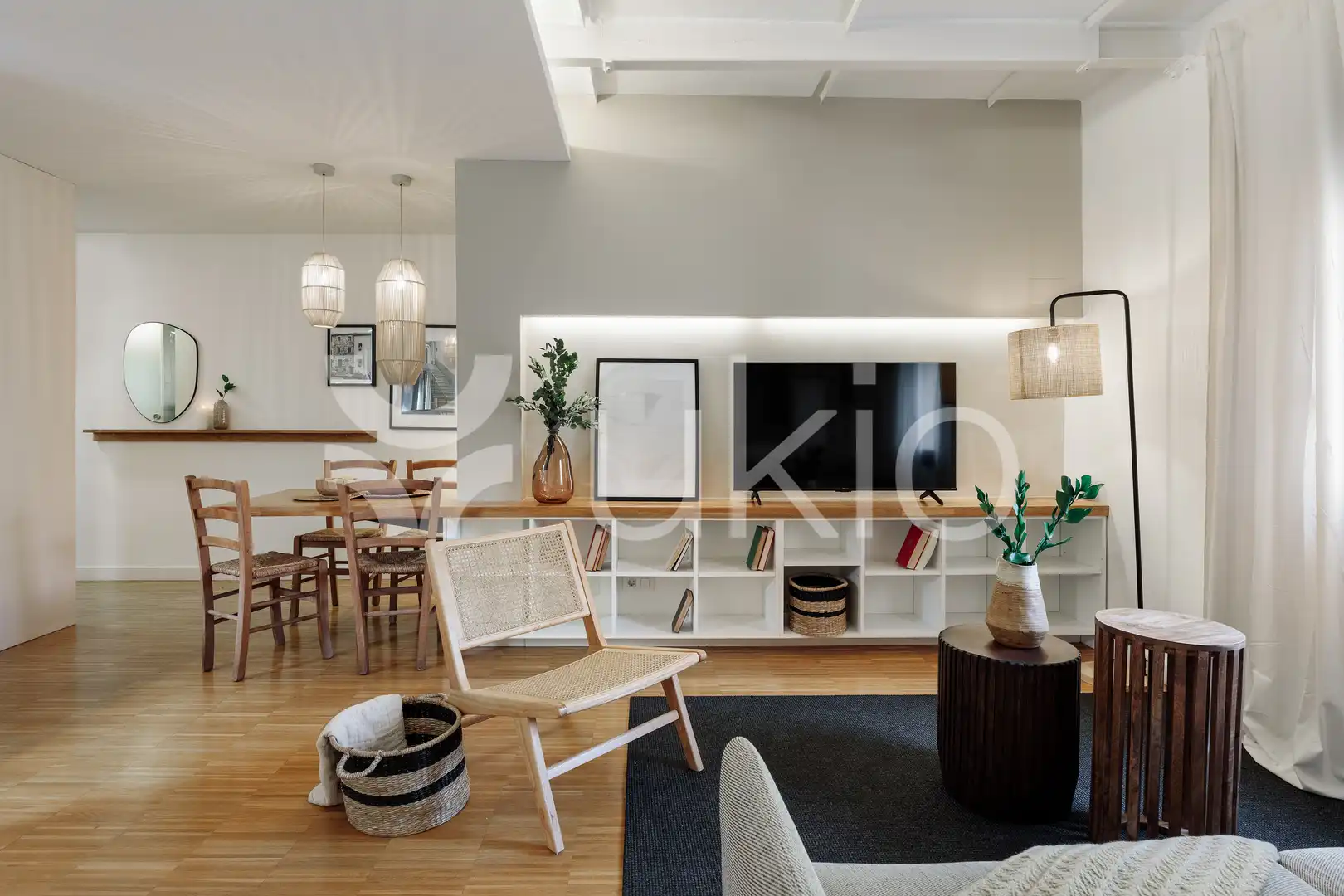 Sala de estar de Apartamento de alquiler en Barcelona con Aire acondicionado, Calefacción y Amueblado
