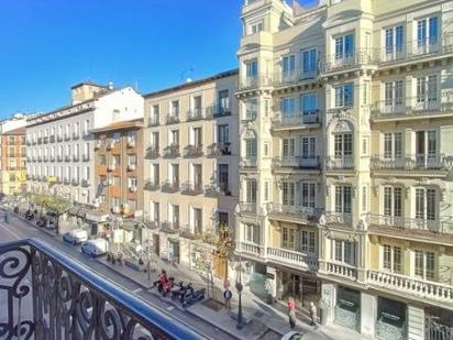 Exterior view of Flat for sale in  Madrid Capital  with Storage room and Balcony