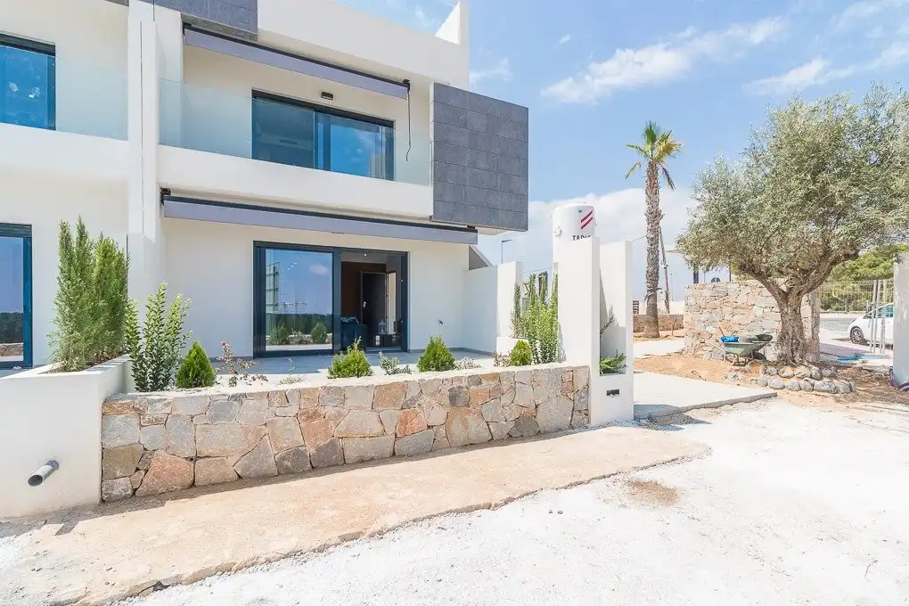 Bungalow with pool for sale in Los Balcones - Los Altos, imagen 7