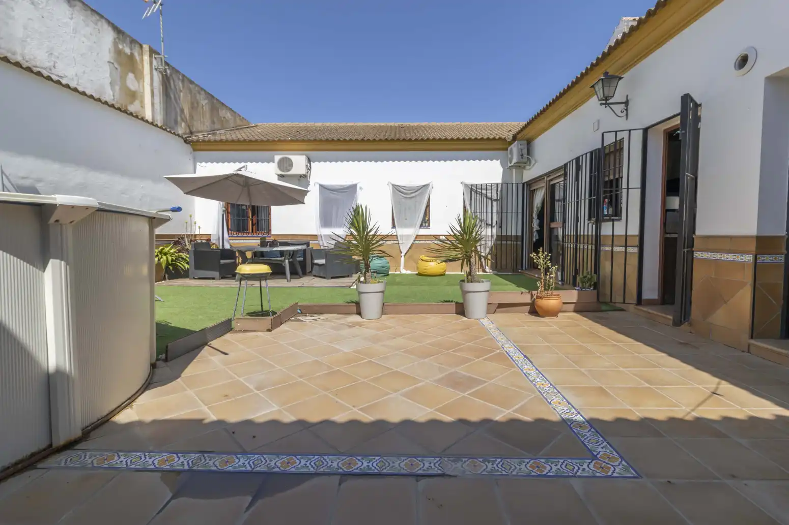 Detached homes for sale in Gerena