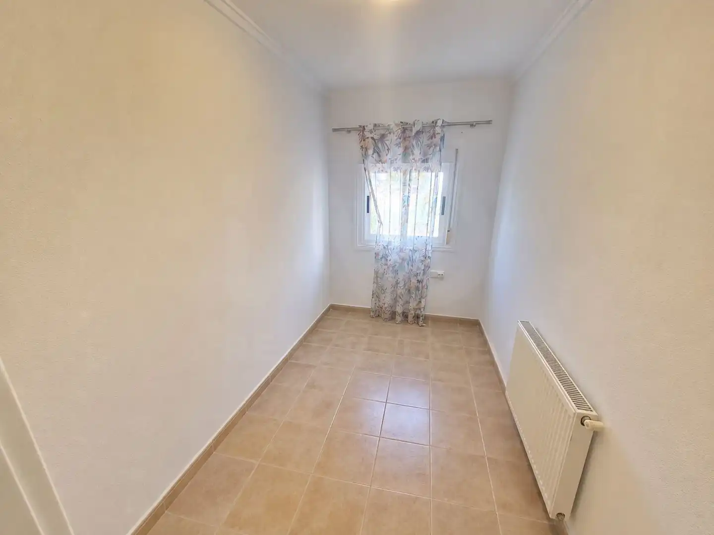 Habitación de Casa o chalet en venta en Busot, Alicante