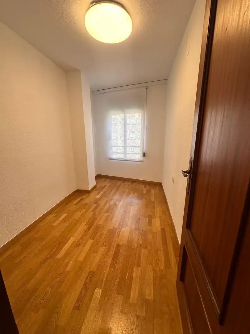 Wohnung zur Miete in Calle de Àngel Guimerà, Arrancapins