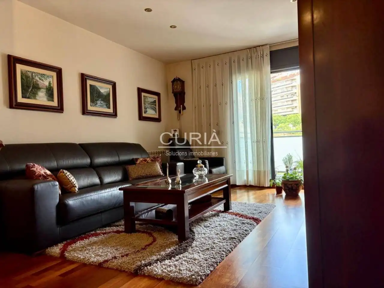 Piso en venta en Instituts - Universitat