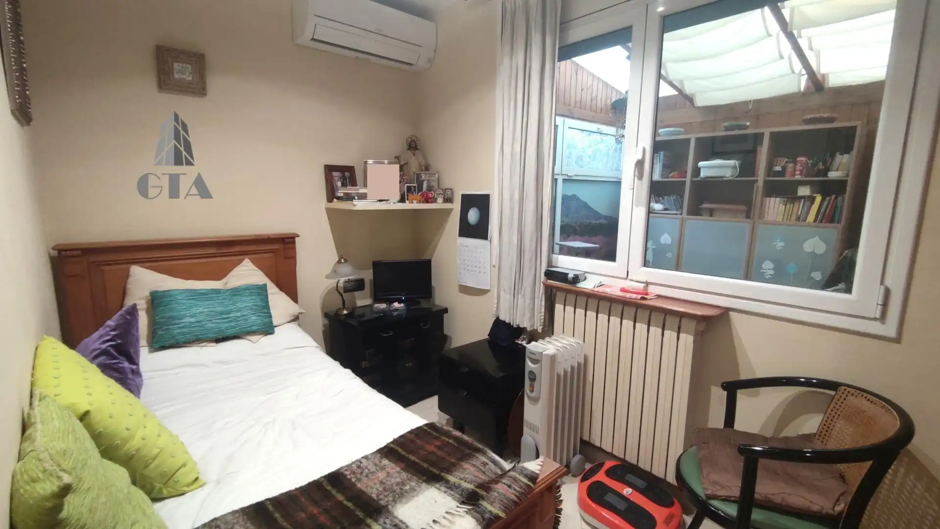 Bedroom of Houses for sale in Sant Cugat del Vallès  with Heating, Private garden and Terrace