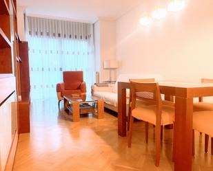 Living room of Flat to rent in  Madrid Capital  with Heating, Furnished and Oven