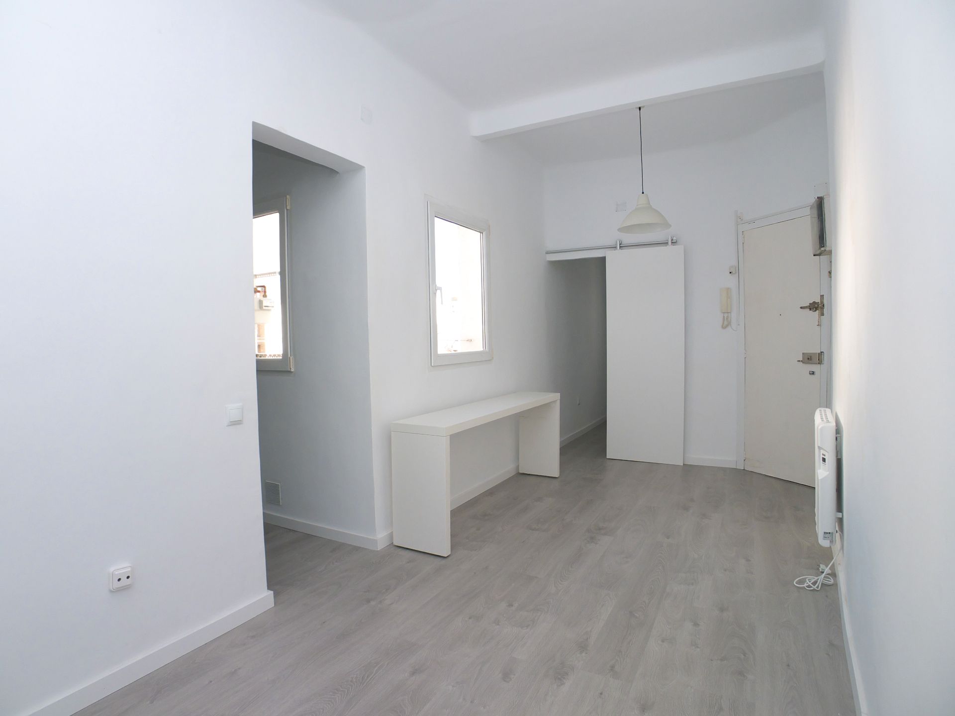 Flat for sale in  Madrid Capital  with Heating