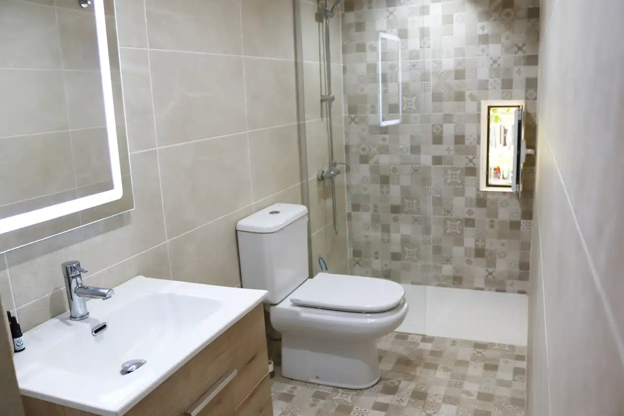 Bathroom of Houses for sale in Orba  with Swimming Pool
