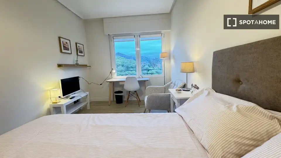 Room in La Peña
