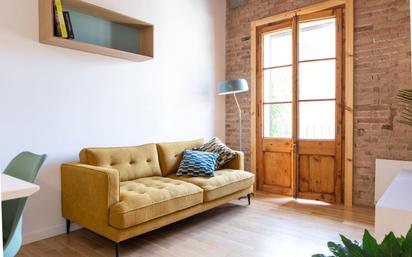Living room of Flat for sale in  Barcelona Capital  with Air Conditioner and Heating