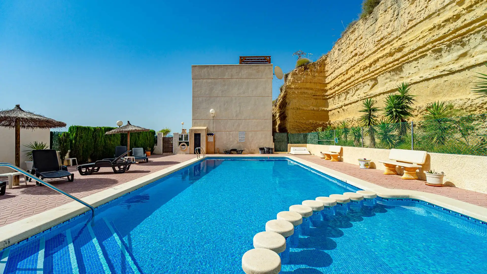 Piscina de Apartament en venda en Rojales amb Aire condicionat
