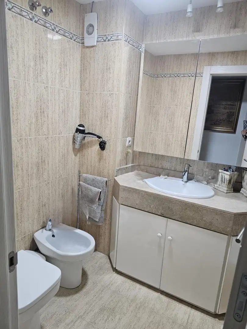 Baño de Piso en venta en Fuengirola con Aire acondicionado, Amueblado y Balcón