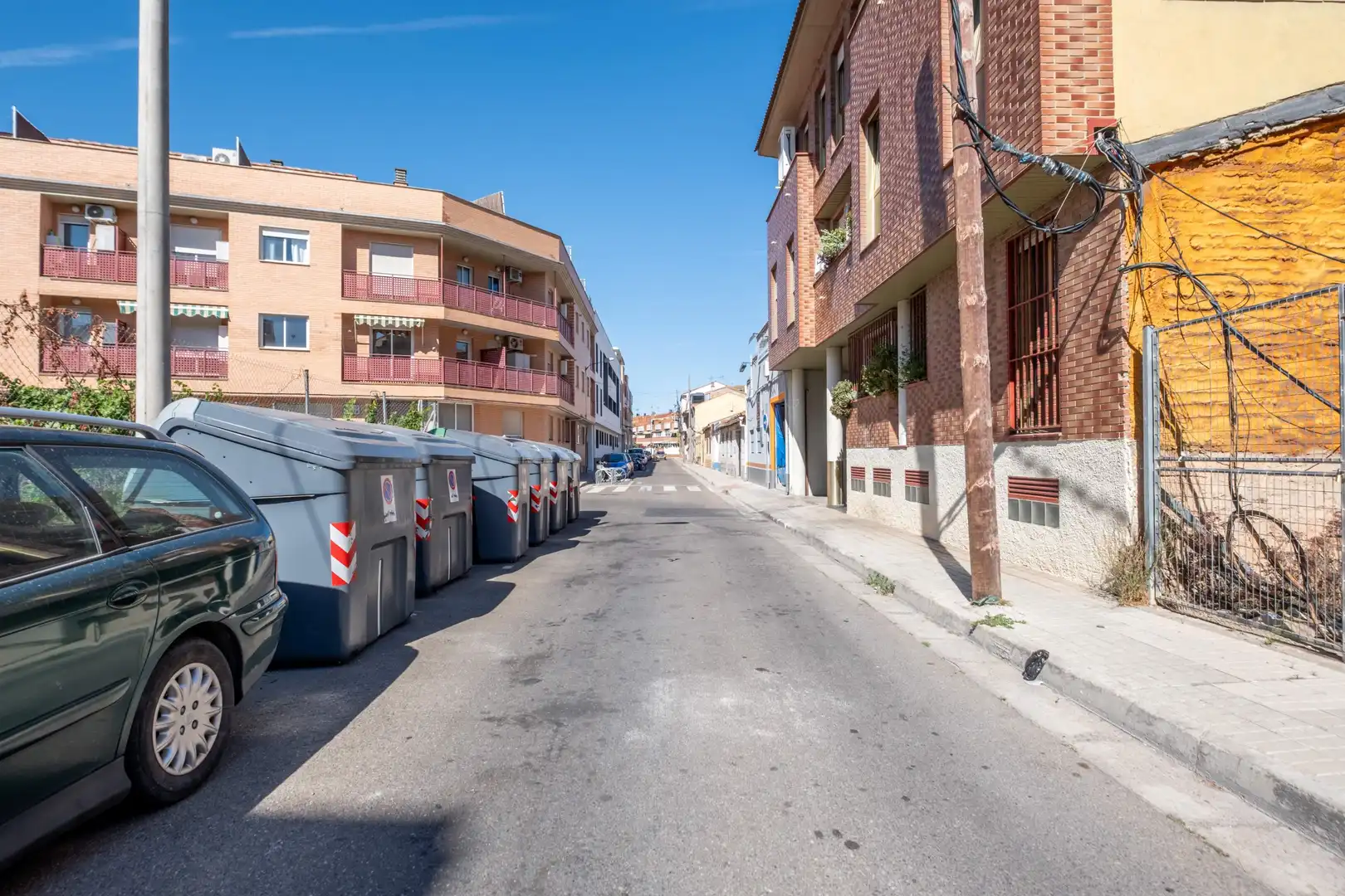 Außenansicht von Erdgeschoss zum Verkauf in Zaragoza mit Klimaanlage, Heizung und Terrasse