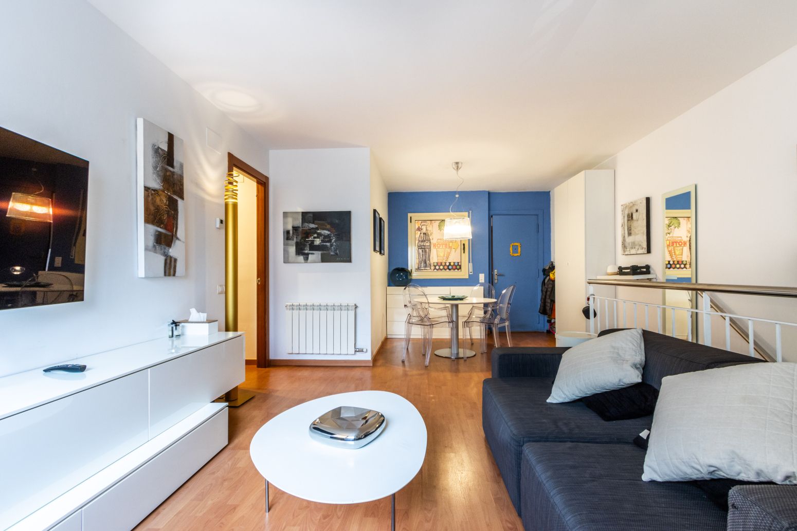 Living room of Flat for sale in Castellar del Vallès  with Heating, Parquet flooring and Storage room