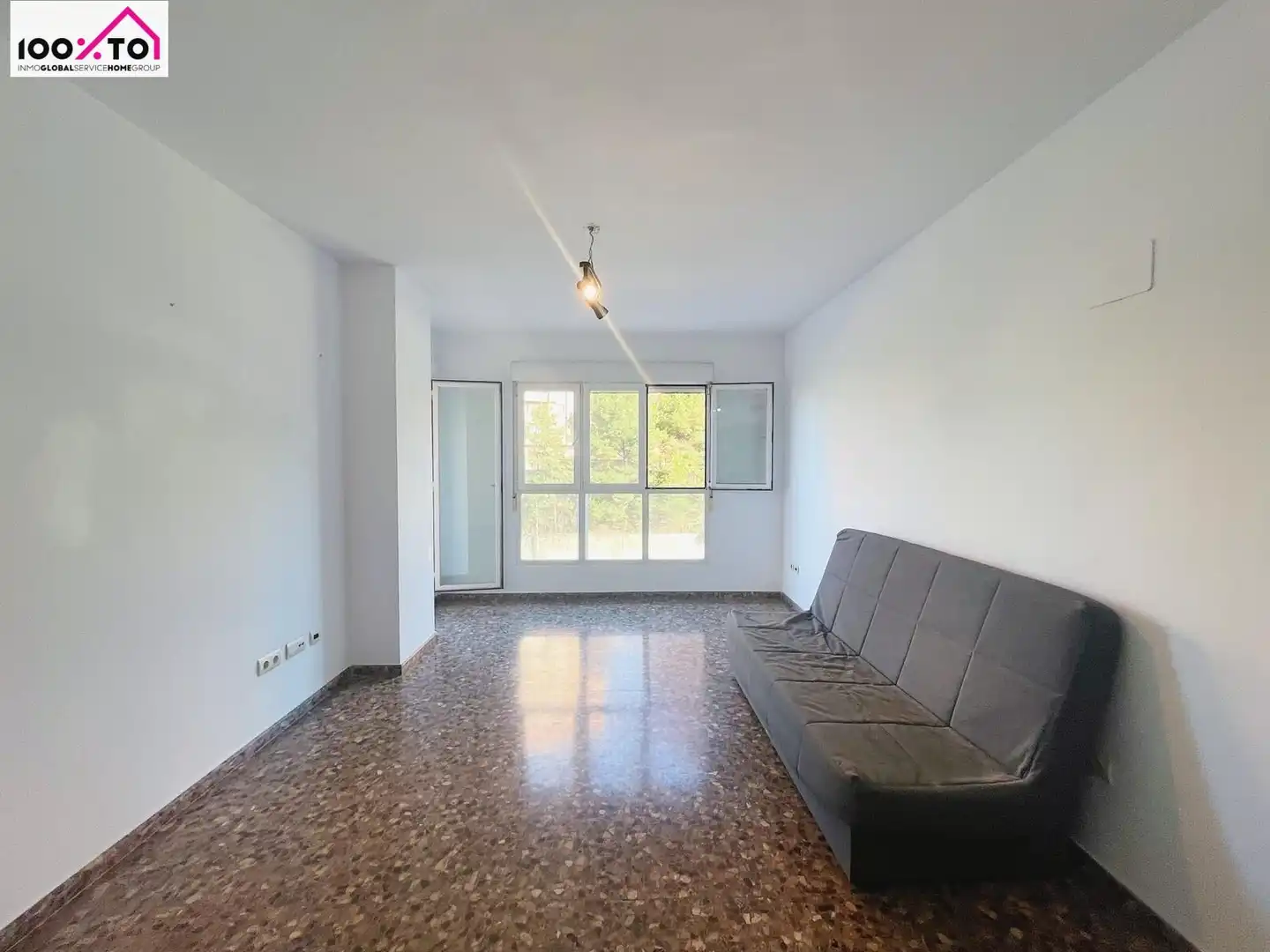 Sala de estar de Piso en venta en Paterna con Trastero y Balcón