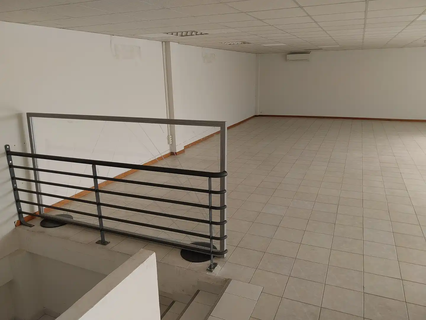 Nave industrial en venta en Algete