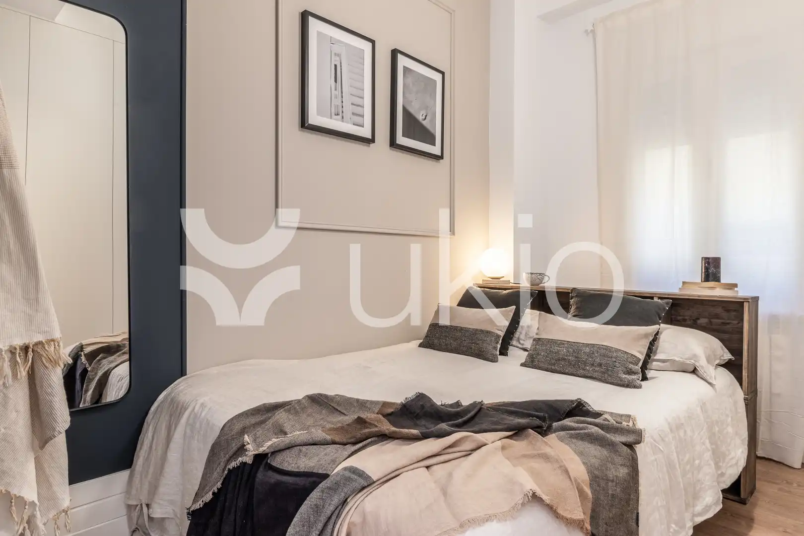 Bedroom of Flat for rent in Madrid  with Air Conditioner, Heating and Furnished