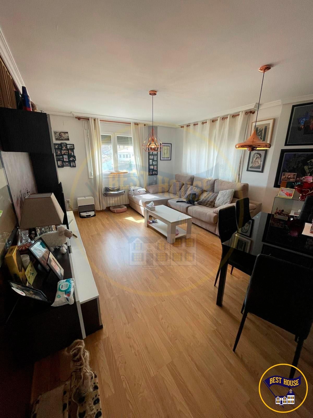 Sala d'estar de Pis en venda en Arcas del Villar amb Calefacció