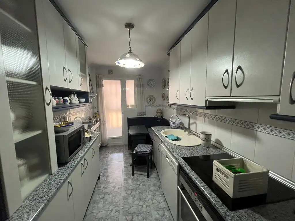 Cocina de Piso en venta en Albacete con Calefacción, Terraza y Trastero