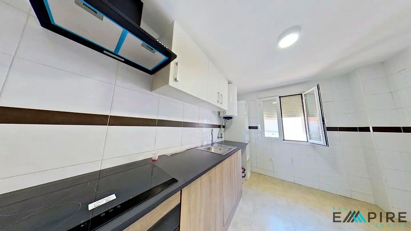 Wohnung mit Aufzug zum Verkauf in Mediodía, imagen 4