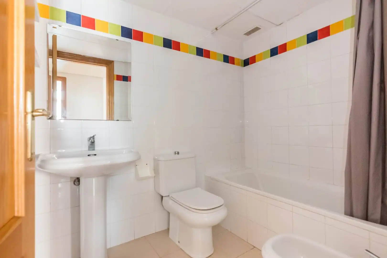 Baño de Piso de alquiler en Murcia