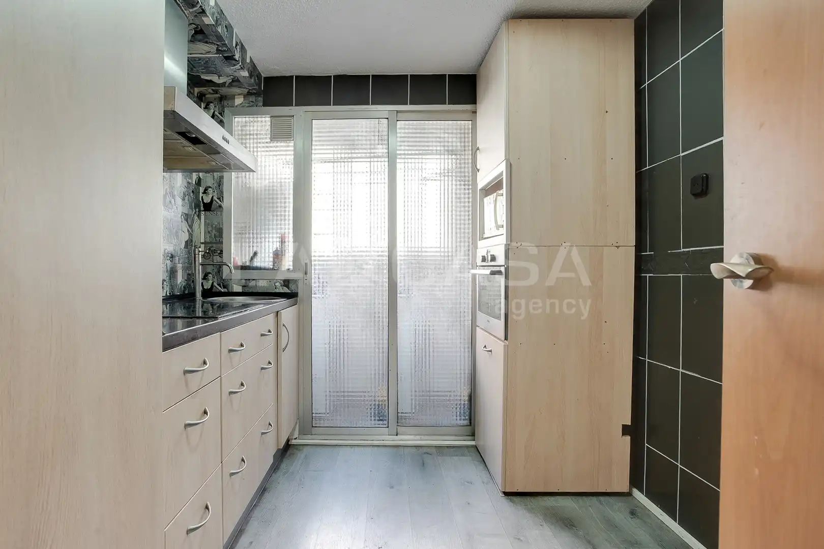 Cocina de Piso en venta en L'Hospitalet de Llobregat