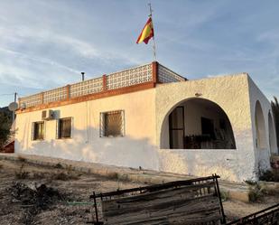 Vista exterior de Casa o xalet en venda en Alicante / Alacant amb Aire condicionat, Calefacció i Jardí privat