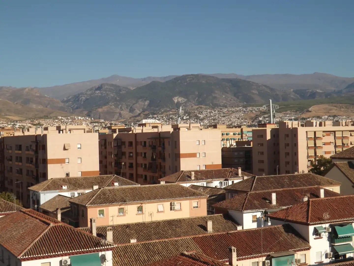 Penthouse with lift to rent in Avenida de Dílar, imagen 9