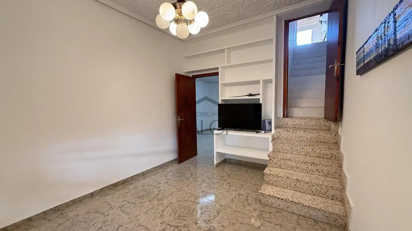 Casa amb terrassa en venda a Guadassuar, imagen 3