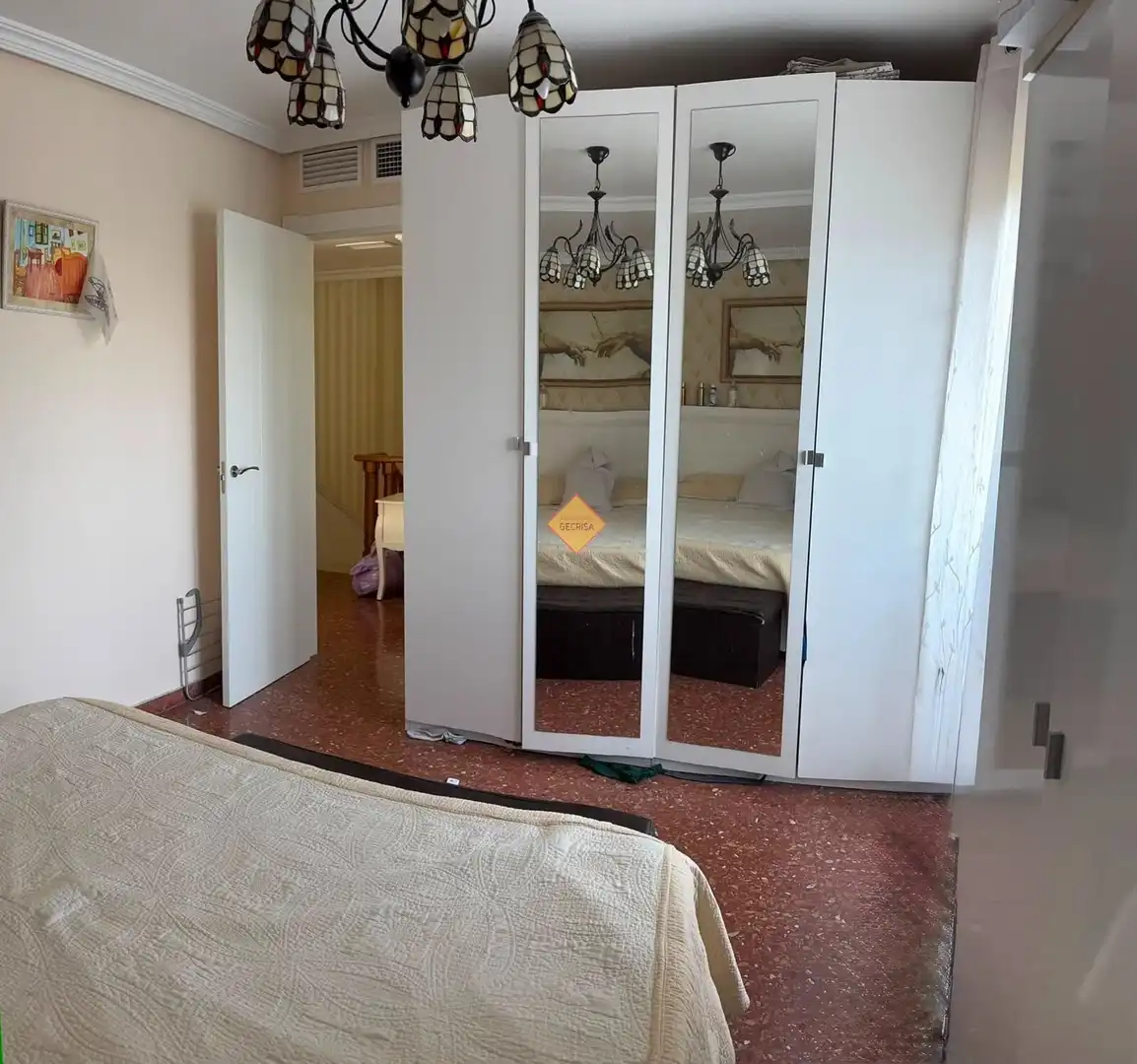 Bedroom of Duplexes for rent in Burjassot  with Air Conditioner and Furnished