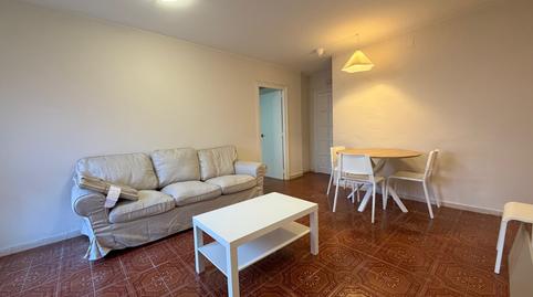 Foto 3 de Piso de alquiler en Calle Emili Grahit, Eixample Sud – Migdia, Girona Capital