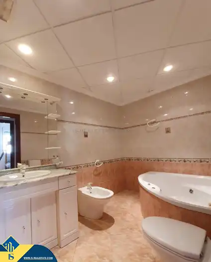 Villa avec piscine à vendre à Playa de los Locos, imagen 8