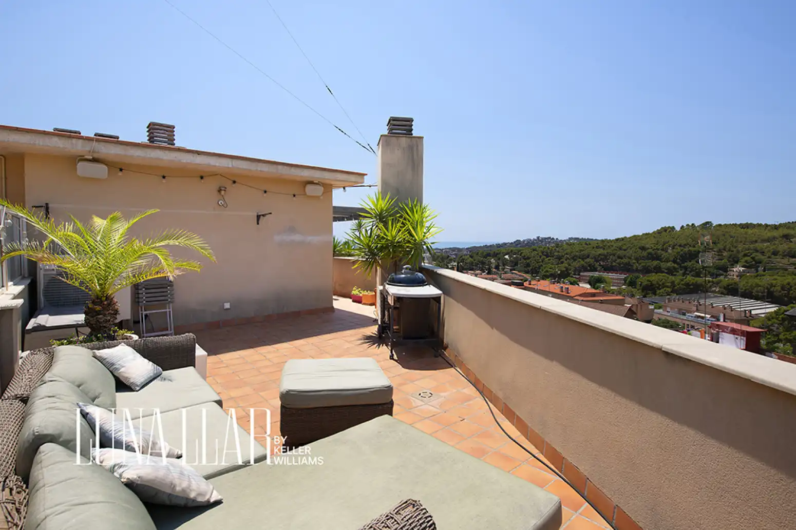 Terrasse von Wohnung zum Verkauf in Castelldefels mit Klimaanlage, Heizung und Parkett