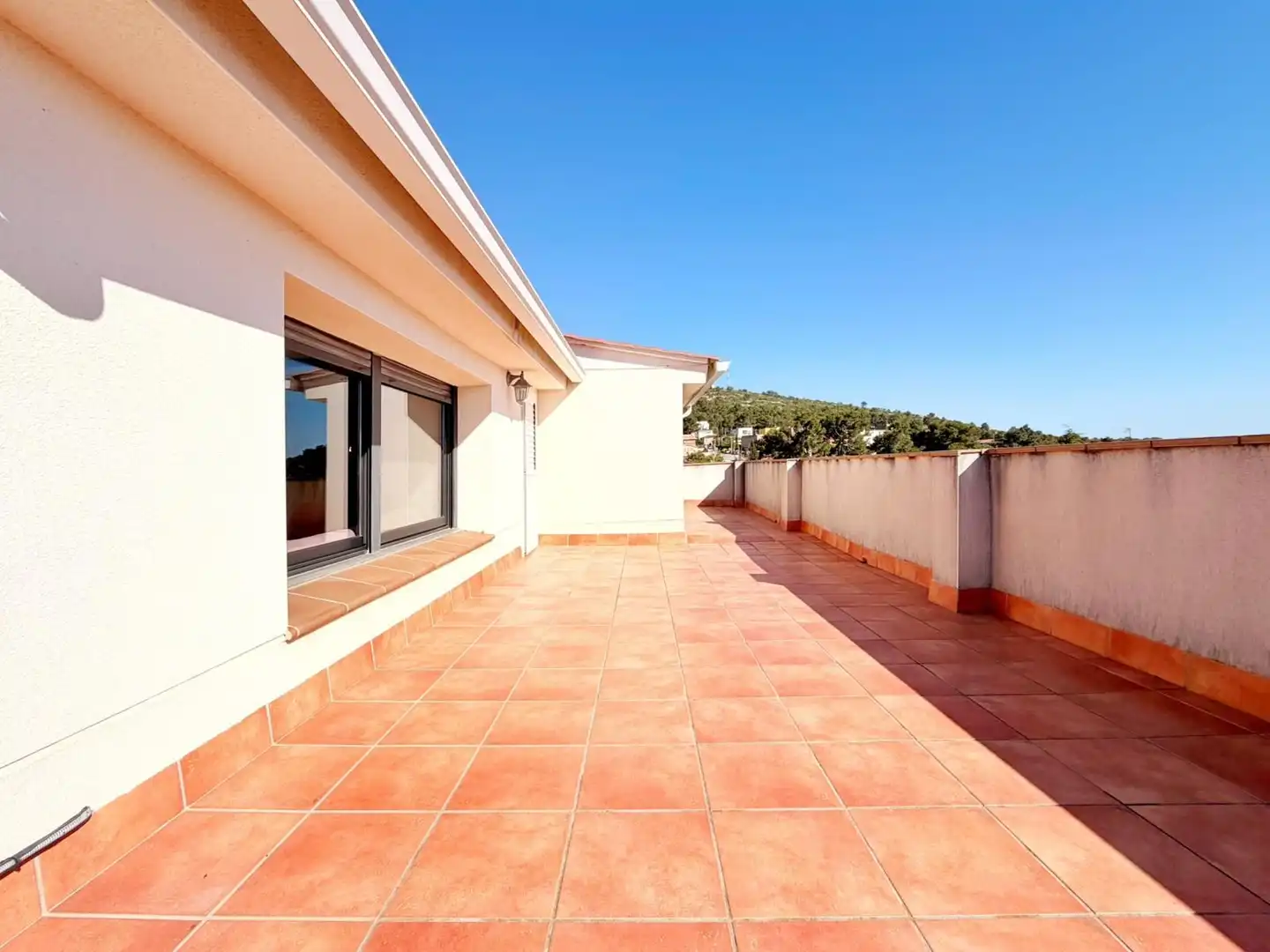 Terrassa de Casa o xalet en venda en Canyelles amb Terrassa, Traster i Piscina