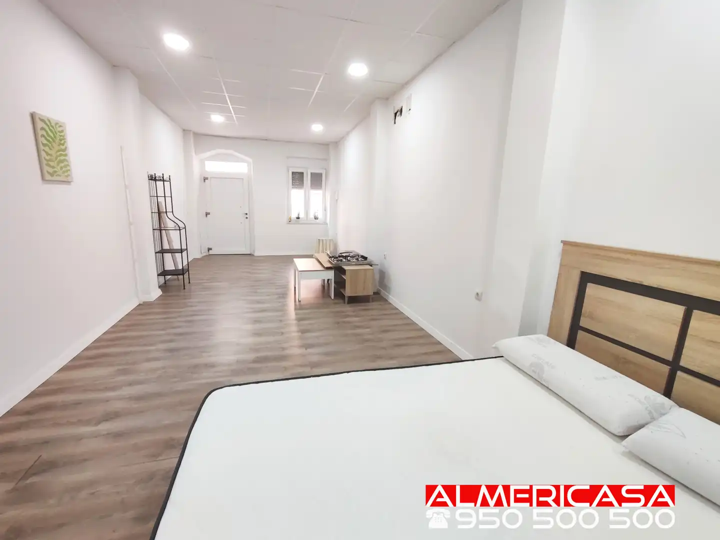 Casa adosada en venta en Almería con Jardín privado
