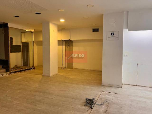 Local comercial en Alquiler en Centro