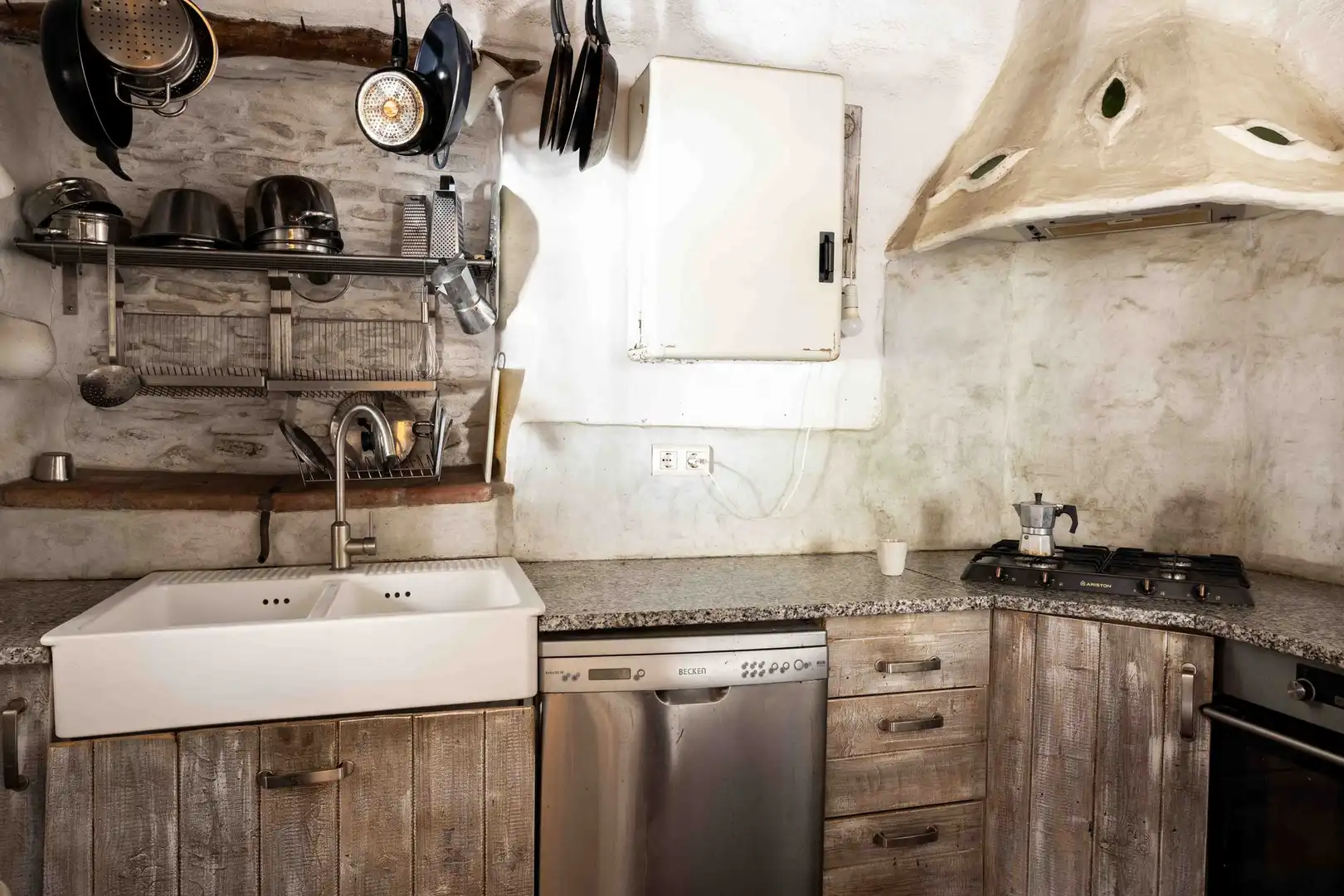 Cocina de Edificio en venta en Viñuela