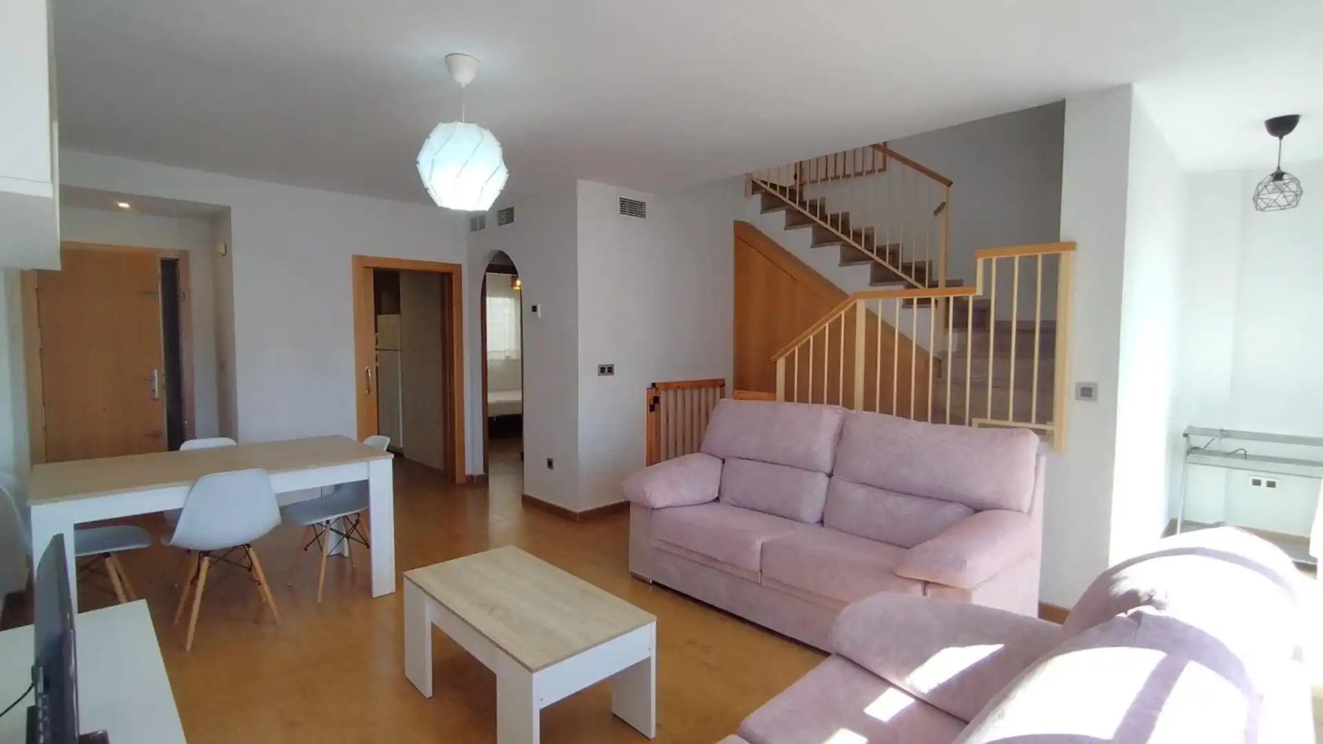 Attic for rent in El Esparragal