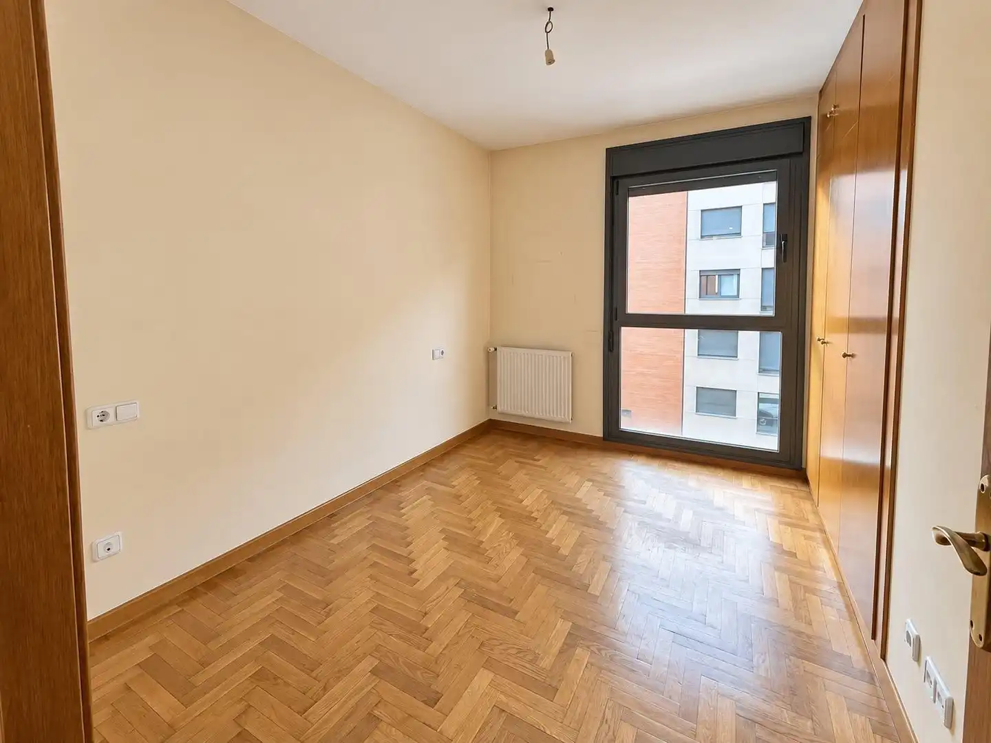 Bedroom of Flat for sale in HUCA - La Cadellada