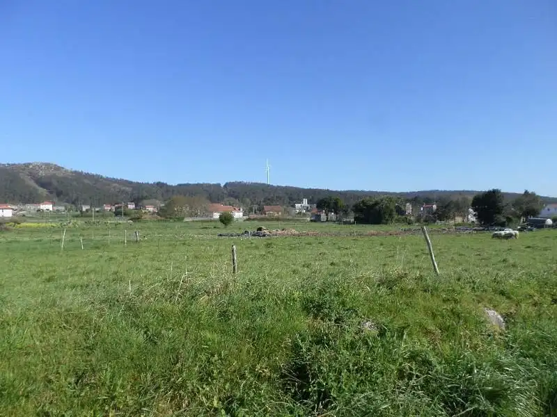 Terreny residencial en venda a Cabana de Bergantiños, imagen 3